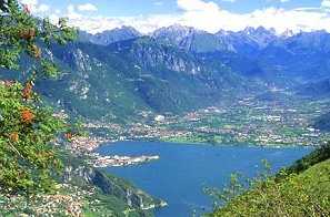 Xtrallusion offers characteristic Bed and Breakfast, B&B, Guest House, Hotel, Albergo and Country Lodge accommodation in Italy. Plus independent self-guided Walking, Adventure, Activity, Skiing and Paragliding Holiday itineraries on the Italian Rivieras, in the Italian Lakes, in the Italian Alps and in some of the most beautiful corners of Italy.